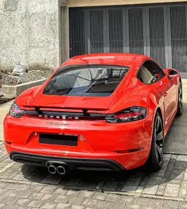 MURAH. PORSCHE CAYMAN 718 Full Opt 2018 boxster 2017