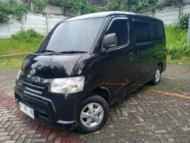 Grand max 1.5 AC PS