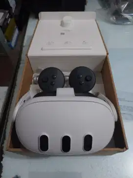 Oculus Meta Quest 3 - 128 GB (bukan tipe 3S)