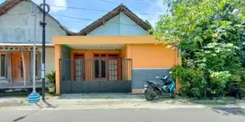 RUMAH KAMPUNG KENITEN PONOROGO KOTA