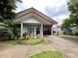 DIJUAL RUAMAH DAN TANH YG LUAS DI GRAHA RAYA