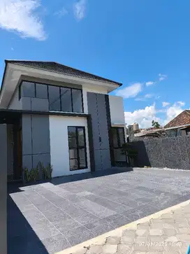 Rumah Mewah Dalam Cluster Eksklusif Dekat Kampus UII