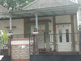 MIJEN PUNYA RUMAH CANTIK SIAP HUNI