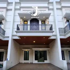 dijual rumah baru design cantik di jagakarsa jakarta selatan