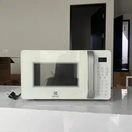 Microwave Electrolux EMM20M38GW