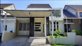 Dijual Rumah + Kolam Renang Eastwood Regency Citraland Surabaya Barat