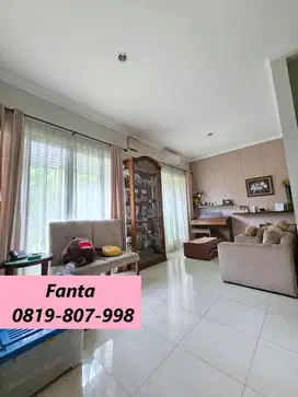 Rumah Homey Dijual dgn Harga Terbaik di Emerald Residence SC-15625