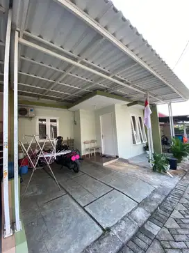 Di Jual Rumah Secondery Murah dan Luas Di Mekarsari Depok