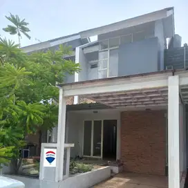 Rumah 2 lantai di cluster vasana harapan indah bekasi