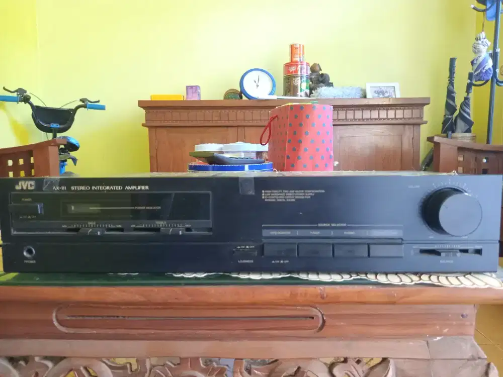 Amplifier JVC AX-111 bekas pakai