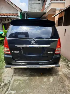 Toyota Kijang Innova 2005 Bensin