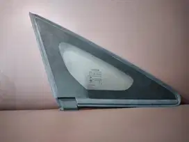 kaca segitiga innova reborn (kanan)