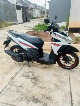 vario led 125 2018
