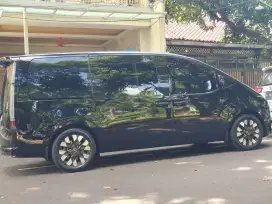 DI JUAL CEPAT HYUNDAI 9 SEATER