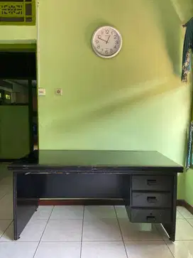 Meja Belajar Jati