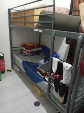 Kasur tingkat anak dan dewasa