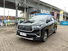 innova zenix Q at modelista 2023