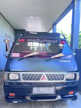 Di jual mobil Pick up L300