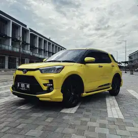 Tdp 20 juta saja!! Toyota Raize GR Turbo 1.0cc Kuning mobil irit gas