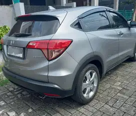 Honda HRV 2016 E 1.5 Bensin