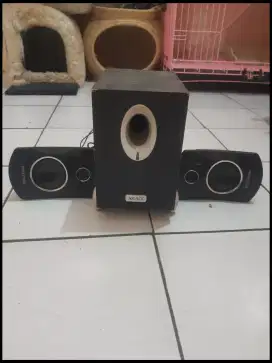 Speaker rumah suara maknyus
