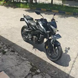 Kawasaki Bajaj Pulsar 200 Pajak Hidup NS Orisinil 200NS Tahun 2016
