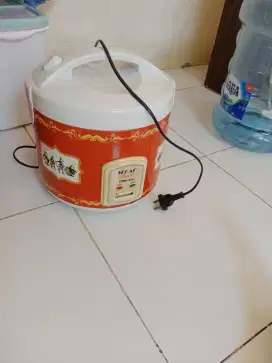Jual rice cooker bekas