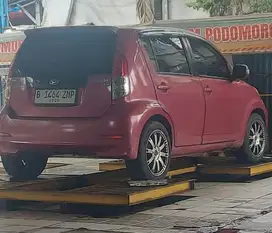 Daihatsu Sirion 2011 Bensin