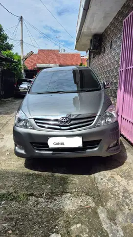 Kijang Innova G.2.0 Captain Seat, Matic, Km Rendah, Spesial, no minus