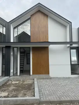DIJUAL RUMAH BARU MURAH PROMO DI TAMAN KOPO INDAH BANDUNG