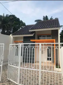 Dijual Rumah Baru 1,5 Lantai di Kodau Kota Bekasi Promo Free Biaya2