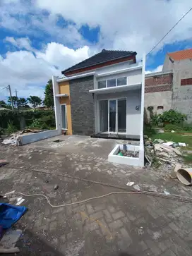 Rumah strategis SHM Split // Lokasi Wage Aloha