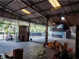 LOKASI KOMERSIAL STRATEGIS RAYA MAYJEND SUNGKONO dkt darmo hr muhammad