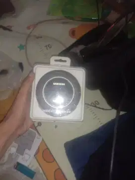 Wireless charger stand Samsung