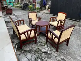 Kursi jadul klasik lawasan