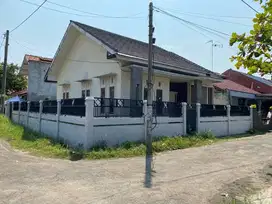 Dijual Rumah di Harjamukti Cirebon Jawa Barat LT/LB 250/75 harga Rp.1,
