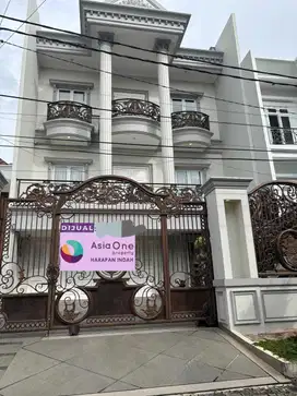 JUAL RUMAH MEWAH DI SUNTER BISMA JAKARTA UTARA