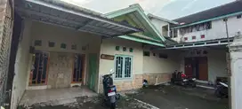 Rumah Induk Dan Kost 2 Lt Dijual Murah Dekat Terminal Condongcatur