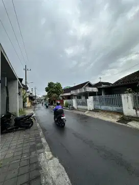 Dijual Cepat Rumah Harga Tanah di Candi2 Suhat Kampus UB Malang
