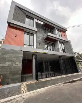 Kost mewah bangunan baru dijual murah