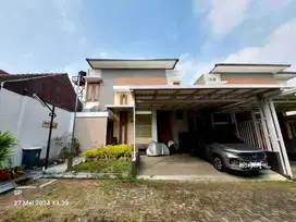 RUMAH MEWAH SEMI FURNISHED DALAM PERUMAHAN ELITE  GRAND TLOGOADI MLATI