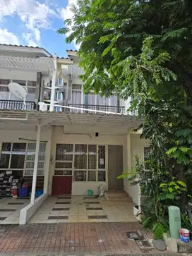 Rumah 2 Lantai 4x12 Cluster Layar Permai PIK Semi Furnished Rapih