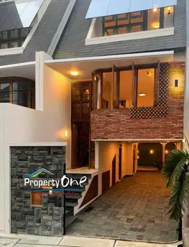 Jual Rumah Classic-Modern Di Jalan Kernolong, Jakarta Pusat (YN)