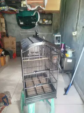 Sangkar replika