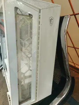 Pc gaming msi A320 Vga N730 casing gungnir 110R