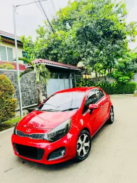 KIA RIO 1.4SE SPORT HATCHBACK TAHUN 2015
