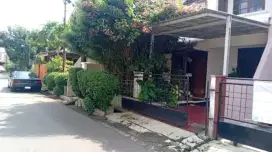 Rumah Nyaman di Taman Cimanggu Johar Yasmin