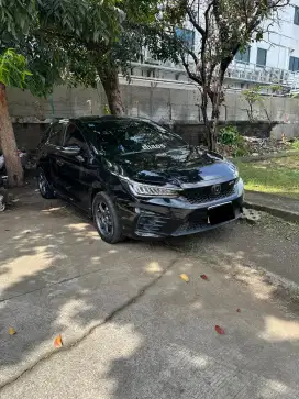 FOR SALE CITY HATCHBACK RS CVT 2022