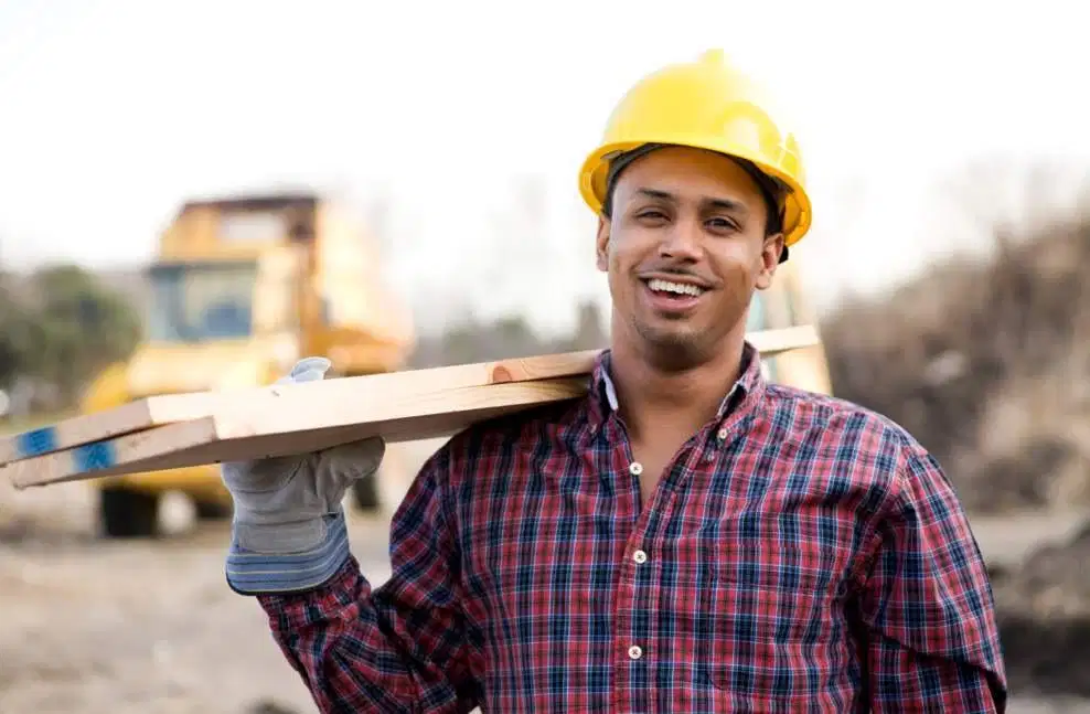 Lowongan Kerja Kenek / Helper Gudang Material