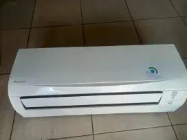AC Daikin Thailand 1/2 PK